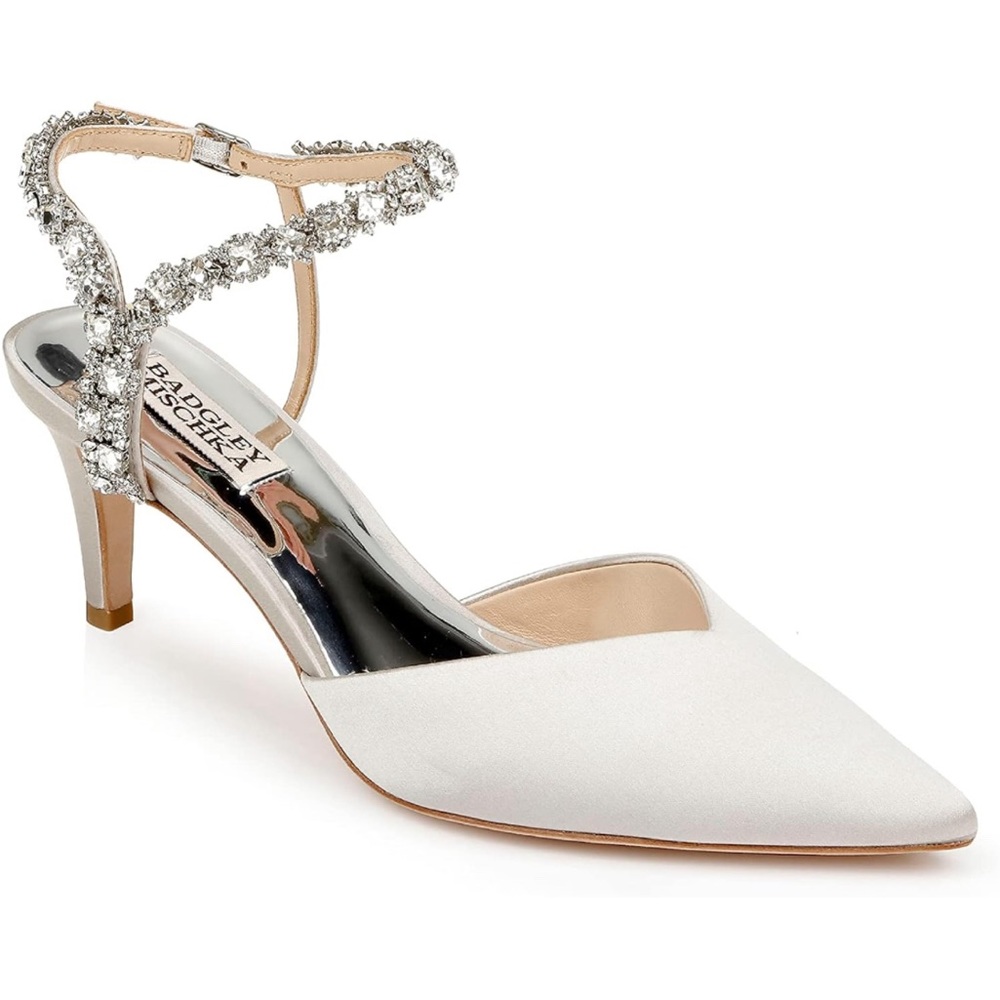 Badgley Mischka Galaxy Pump - size 9